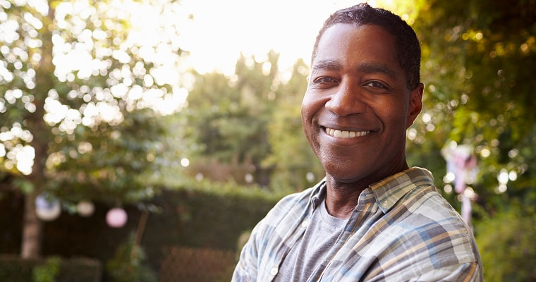 Read more about the article Bleeding Gums? It Could Be a Warning Sign of Something Serious